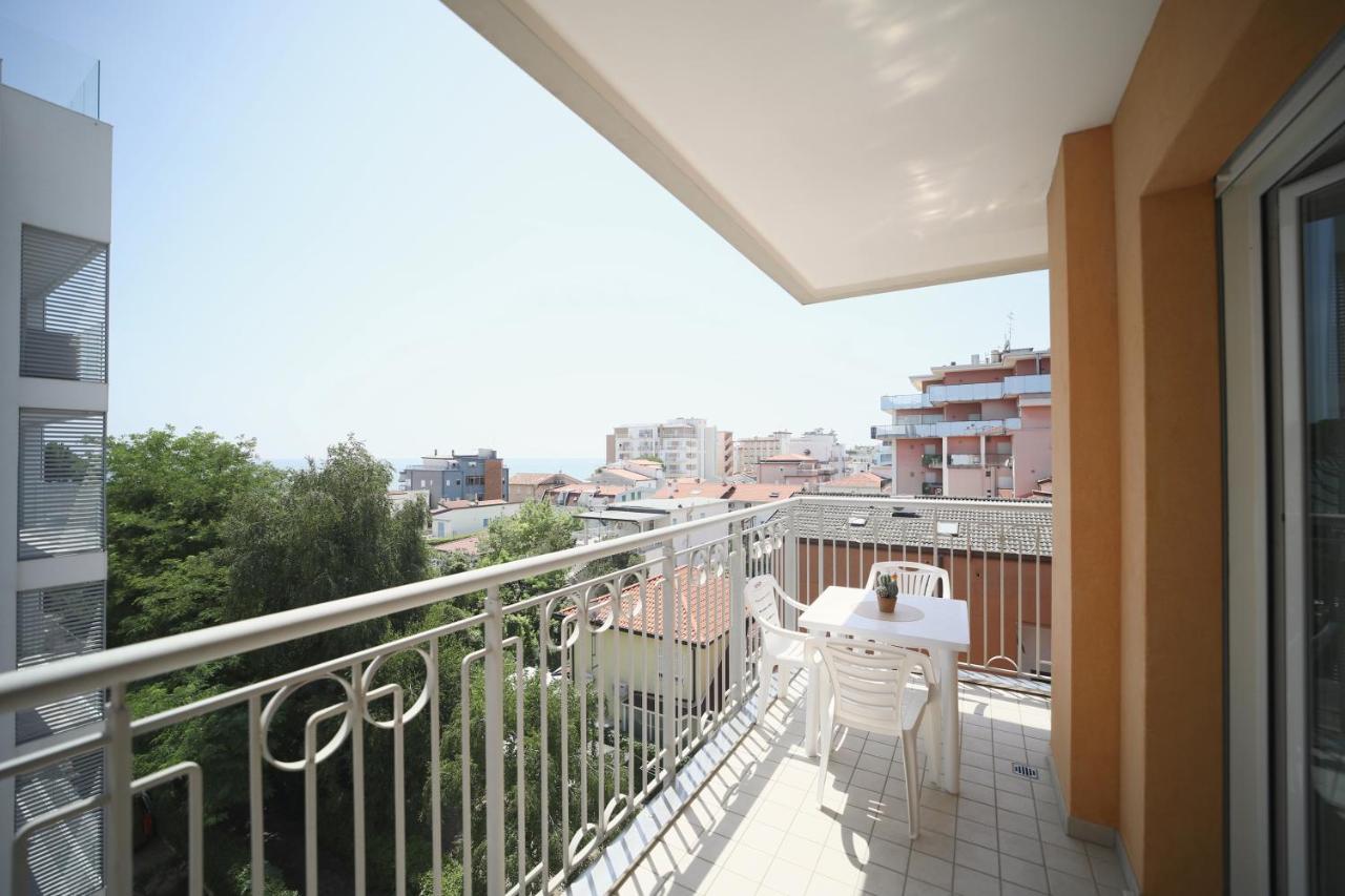 Residence Mariavittoria Lido di Jesolo Exterior photo