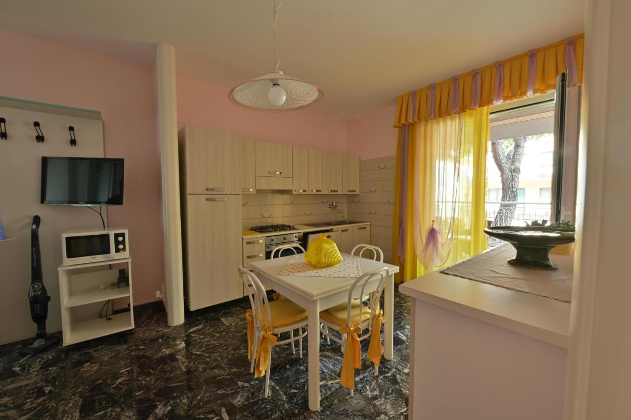 Residence Mariavittoria Lido di Jesolo Exterior photo