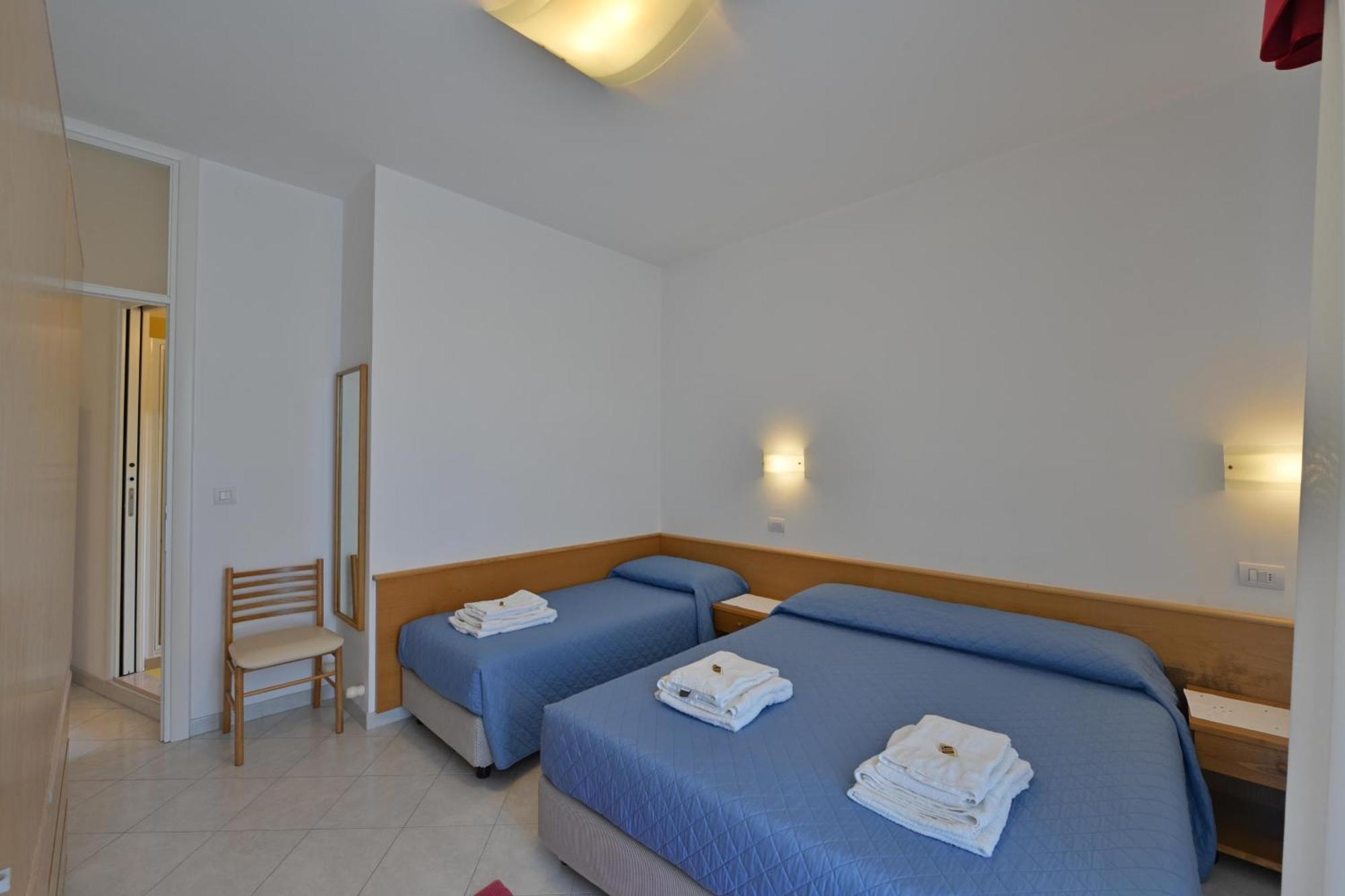 Residence Mariavittoria Lido di Jesolo Exterior photo